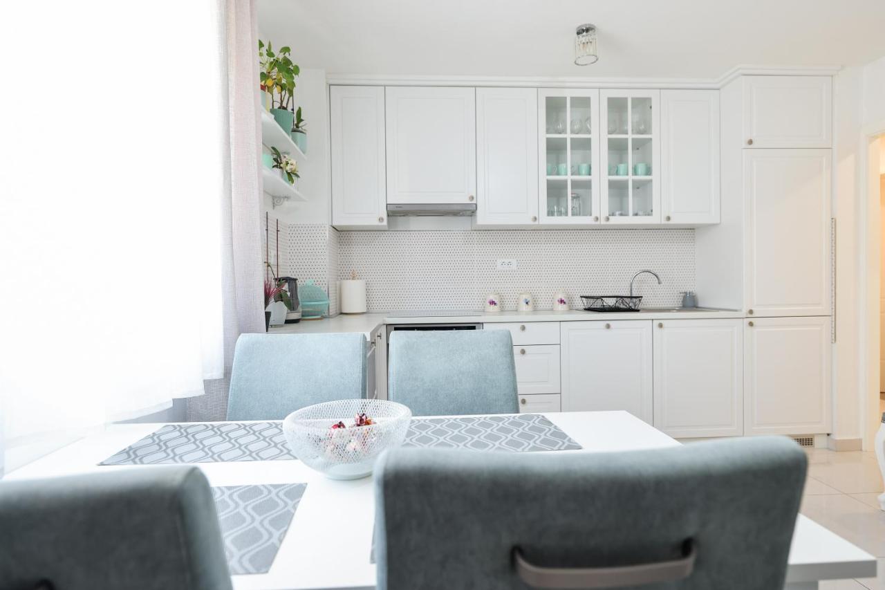 Two Bedroom Apartment With A Balcony Relja 扎达尔 外观 照片