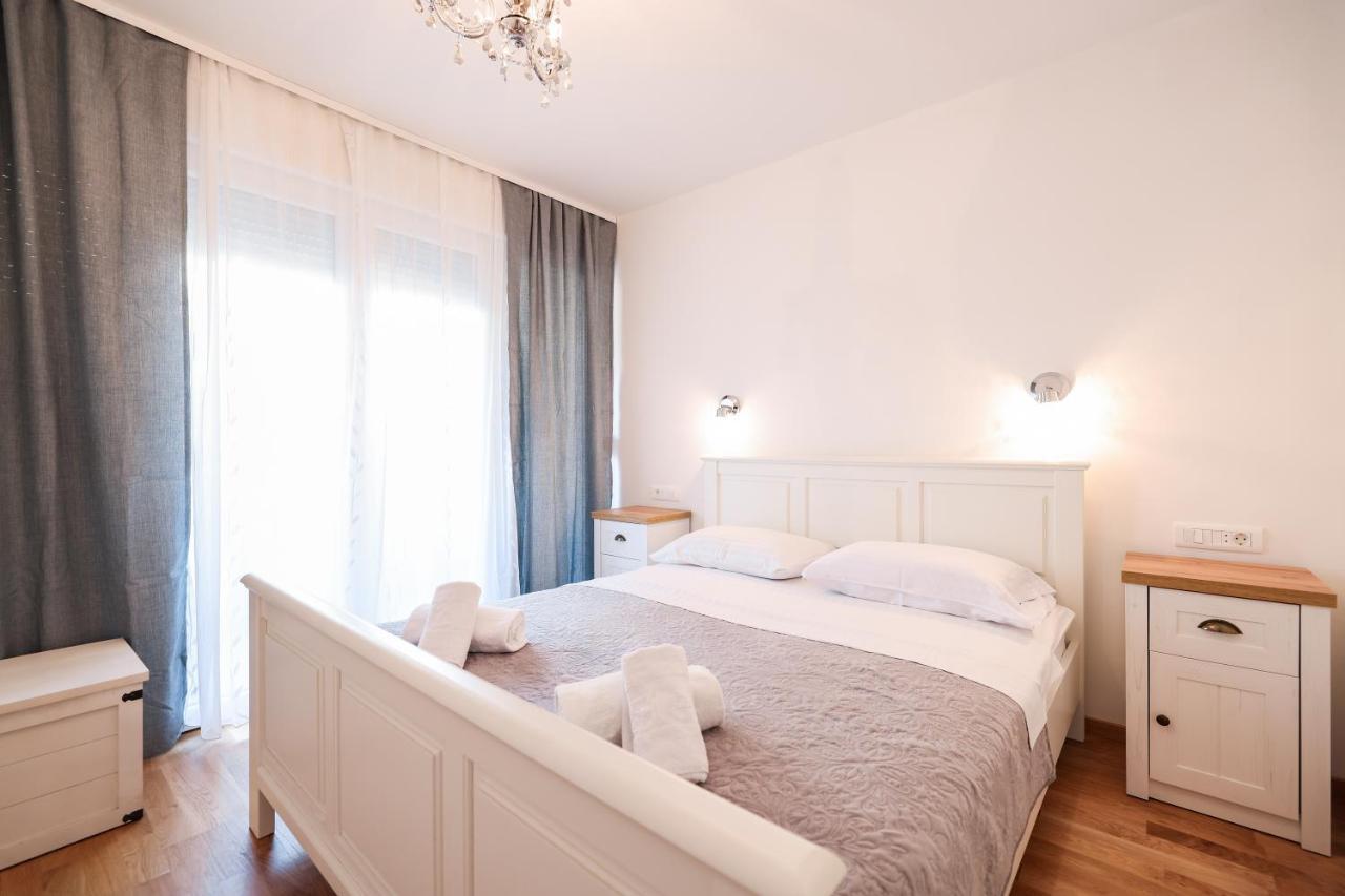 Two Bedroom Apartment With A Balcony Relja 扎达尔 外观 照片