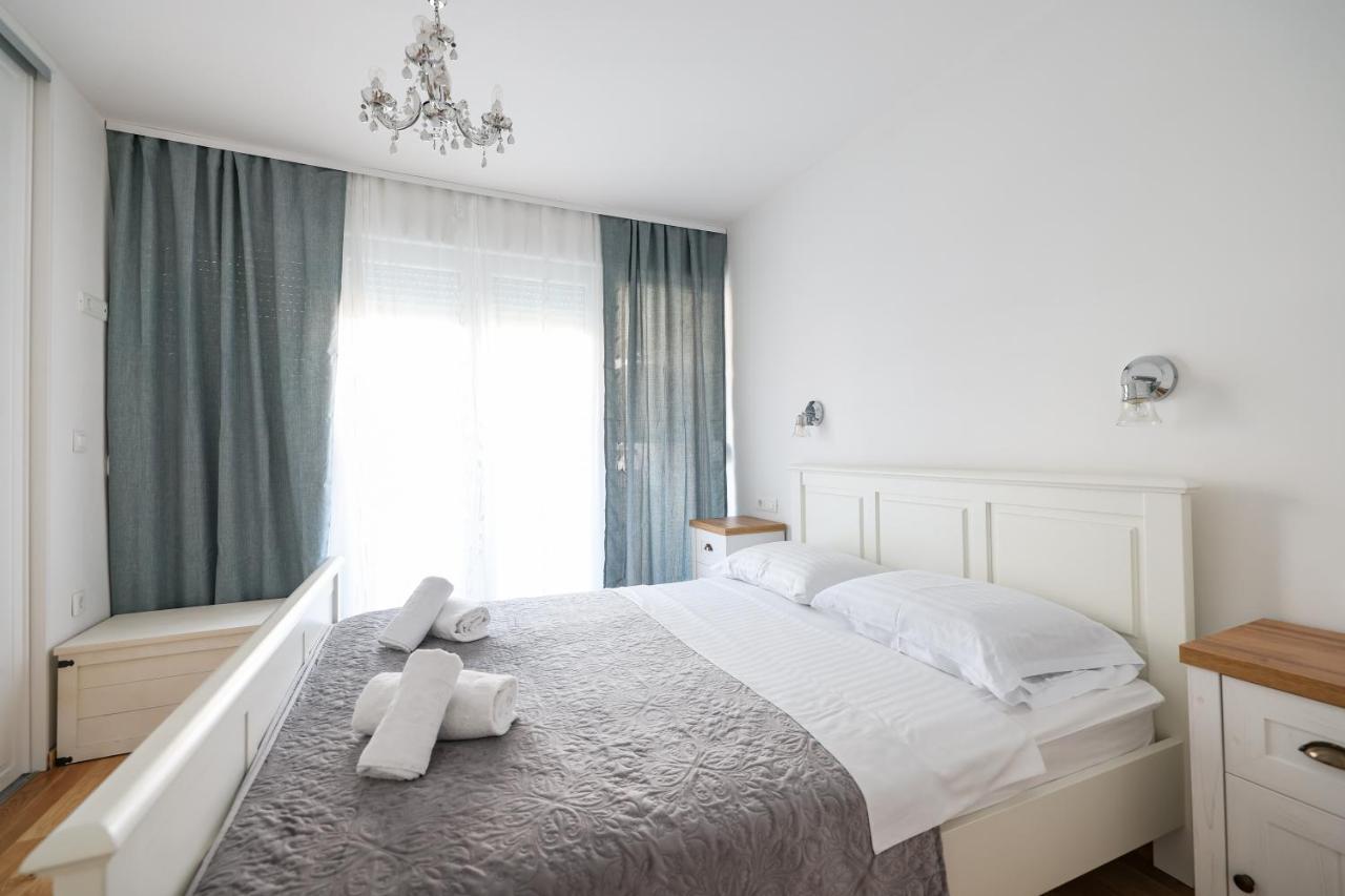 Two Bedroom Apartment With A Balcony Relja 扎达尔 外观 照片